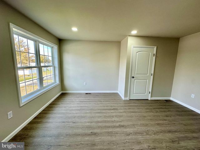 226 ROJAN RD, Dover, DE 19901