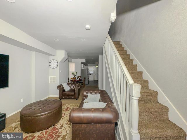 11 HILTON ST, Baltimore, MD 21229