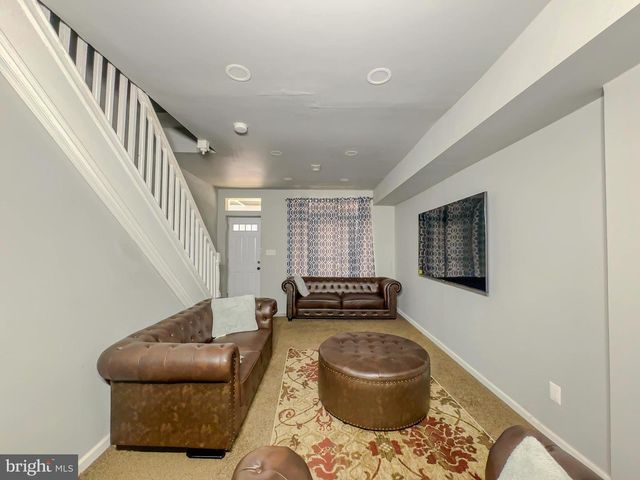 11 HILTON ST, Baltimore, MD 21229