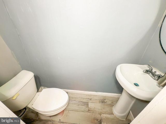 11 HILTON ST, Baltimore, MD 21229