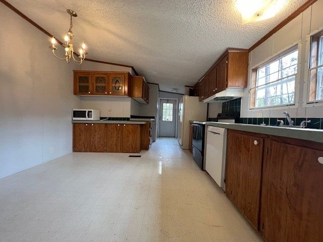 1345 Bay Street, Darien, GA 31305