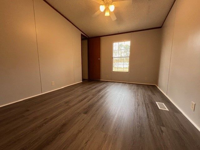 1345 Bay Street, Darien, GA 31305