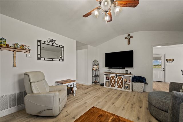 4892 County Road 2714, Caddo Mills, TX 75135