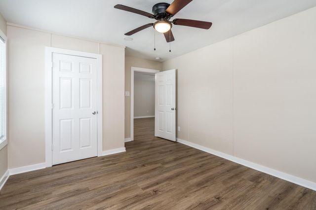 605 Hospital Street A, Tomball, TX 77375