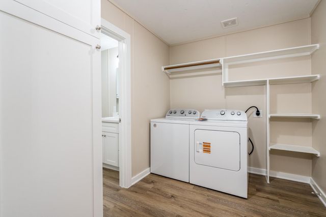 605 Hospital Street A, Tomball, TX 77375