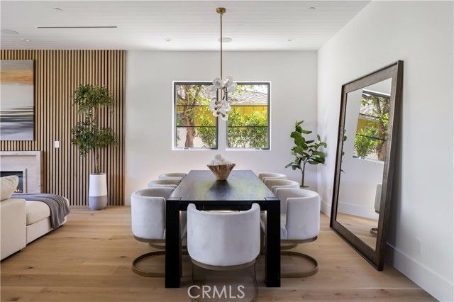 5222 Ventura Canyon Avenue, Sherman Oaks, CA 91401