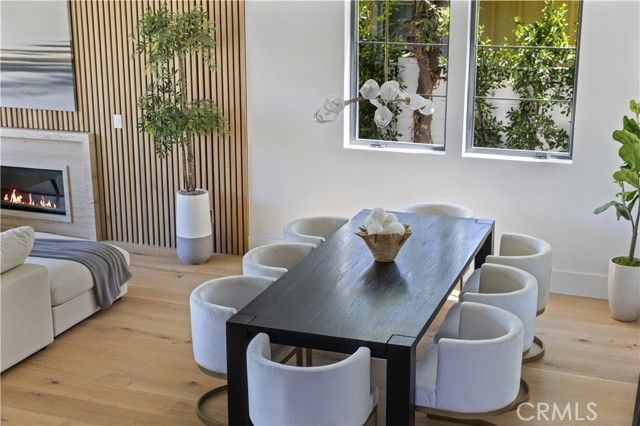 5222 Ventura Canyon Avenue, Sherman Oaks, CA 91401