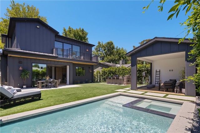 5222 Ventura Canyon Avenue, Sherman Oaks, CA 91401