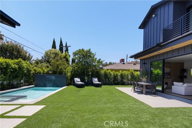 5222 Ventura Canyon Avenue, Sherman Oaks, CA 91401