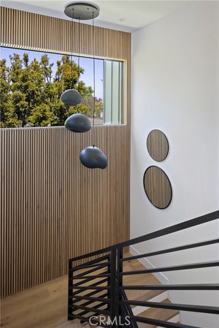 5222 Ventura Canyon Avenue, Sherman Oaks, CA 91401