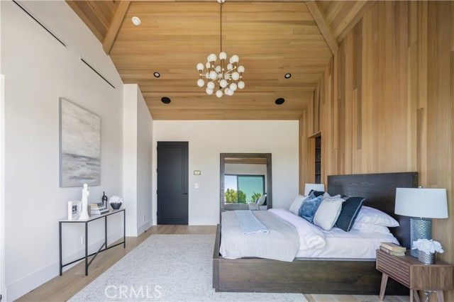 5222 Ventura Canyon Avenue, Sherman Oaks, CA 91401