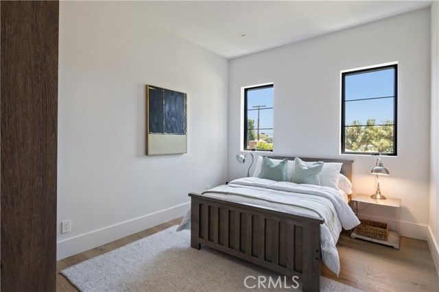 5222 Ventura Canyon Avenue, Sherman Oaks, CA 91401