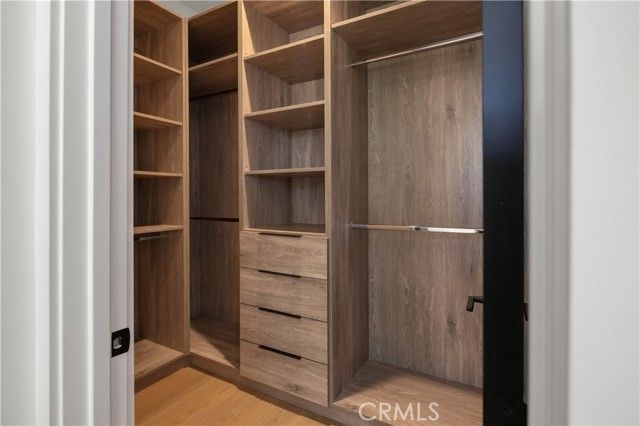 5222 Ventura Canyon Avenue, Sherman Oaks, CA 91401