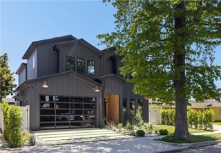 5222 Ventura Canyon Avenue, Sherman Oaks, CA 91401