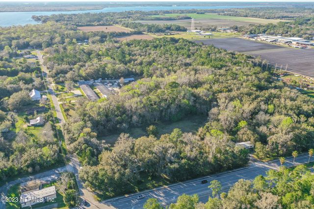 104 W LOUIS BROER Road, East Palatka, FL 32131