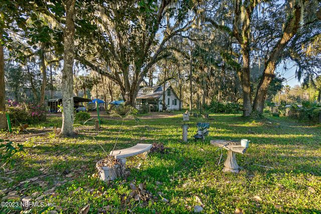 104 W LOUIS BROER Road, East Palatka, FL 32131