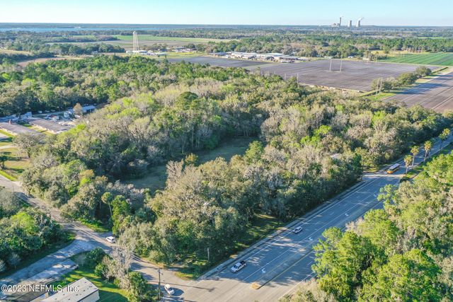 104 W LOUIS BROER Road, East Palatka, FL 32131