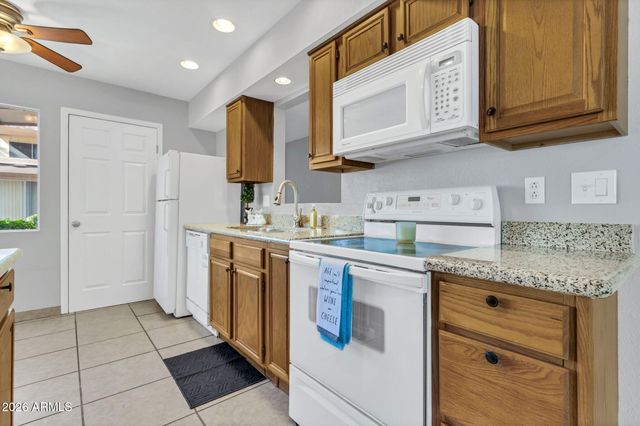 725 S POWER Road 101, Mesa, AZ 85206