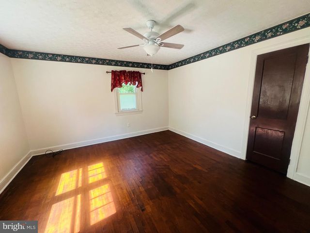 16 HAPPY CREEK LN, Huntly, VA 22640