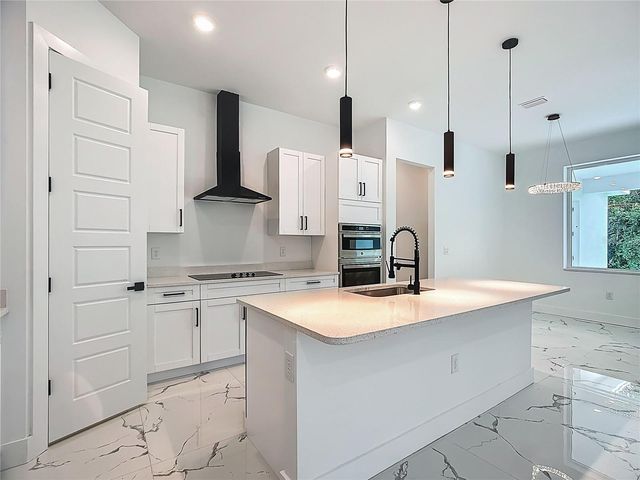 2105 DORMAN ROCK PLACE, Plant City, FL 33565