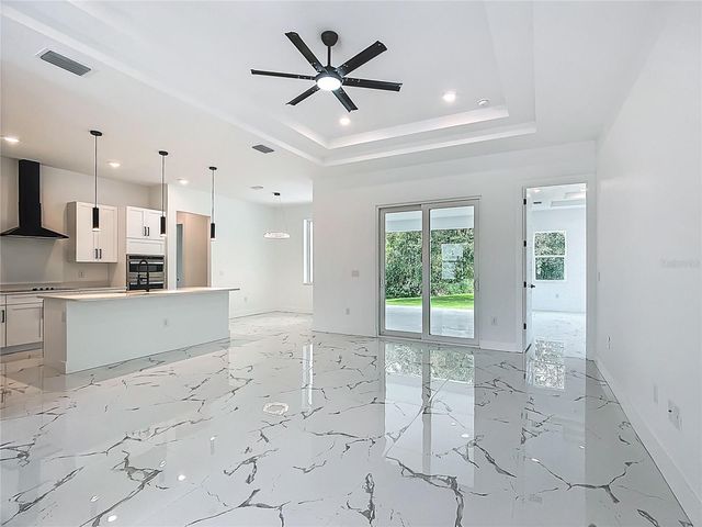 2105 DORMAN ROCK PLACE, Plant City, FL 33565