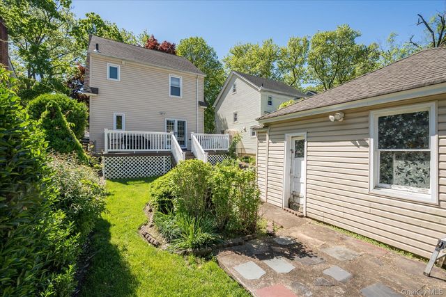 257-09 Pembroke Avenue, Great Neck, NY 11020