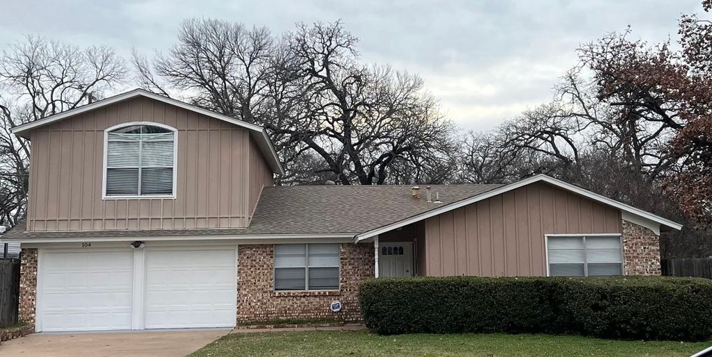 104 Jean Lane, Euless, TX 76040
