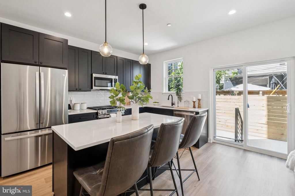 Image 12 of property listing at 1608 N NEWKIRK ST, Philadelphia, PA 19121