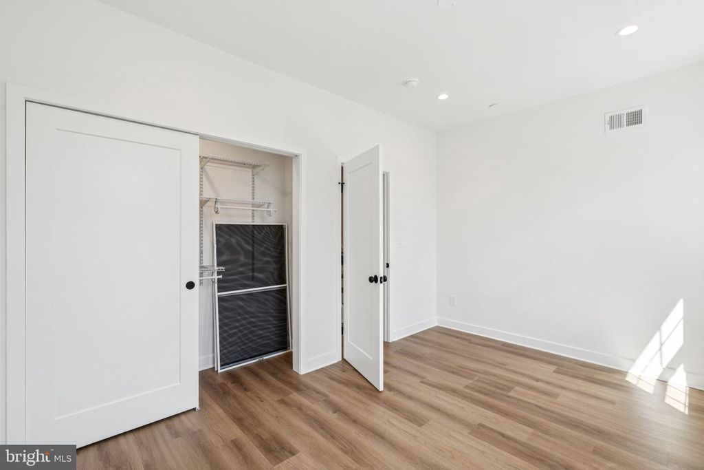 Image 23 of property listing at 1608 N NEWKIRK ST, Philadelphia, PA 19121
