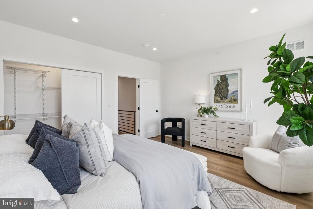 Image 30 of property listing at 1608 N NEWKIRK ST, Philadelphia, PA 19121