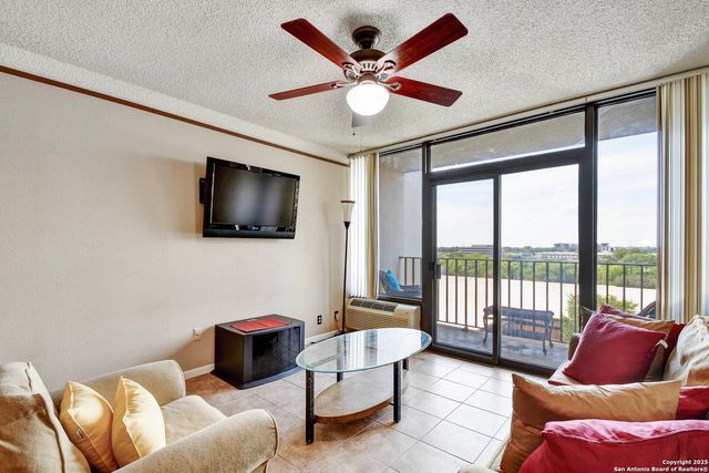 7701 Wurzbach Rd Apt 405, San Antonio, TX 78229