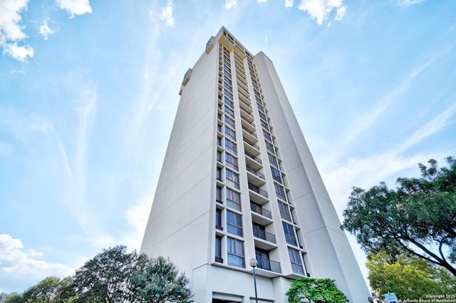 7701 Wurzbach Rd Apt 405, San Antonio, TX 78229