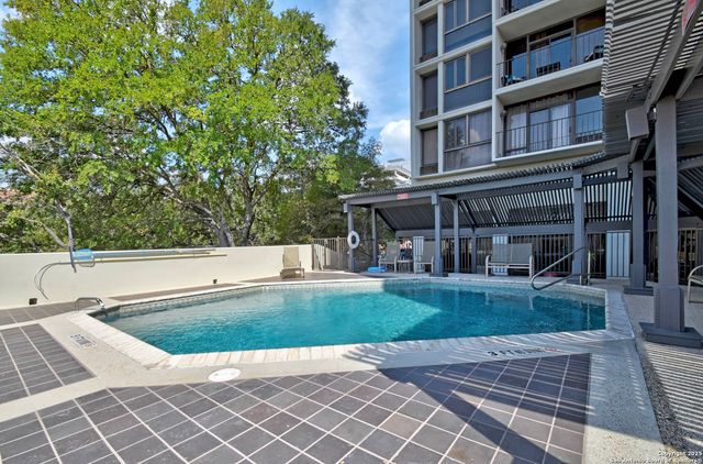 7701 Wurzbach Rd Apt 405, San Antonio, TX 78229