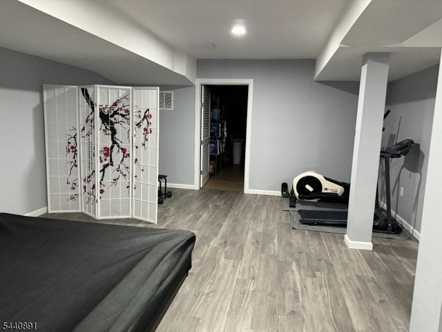 9 Angelina Ct, Monroe Twp., NJ 08831