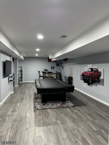 9 Angelina Ct, Monroe Twp., NJ 08831
