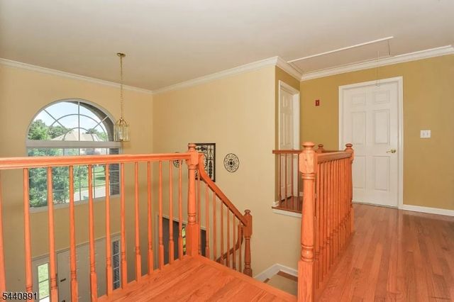 9 Angelina Ct, Monroe Twp., NJ 08831