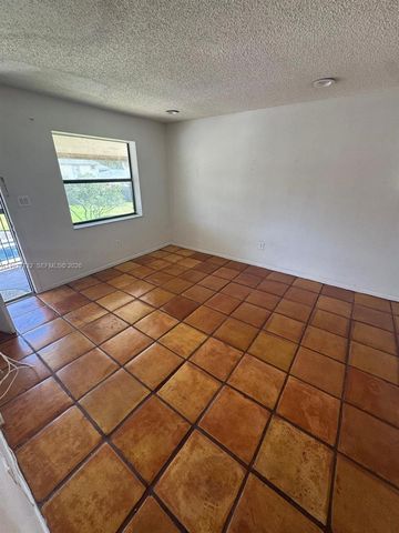 6031 Shakerwood Cir 201, Tamarac, FL 33319