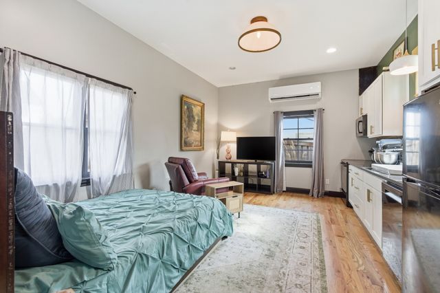 909 Manila Ave, Nashville, TN 37206