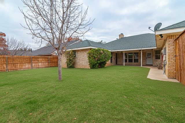 5010 Chapel Hill Dr, Midland, TX 79705