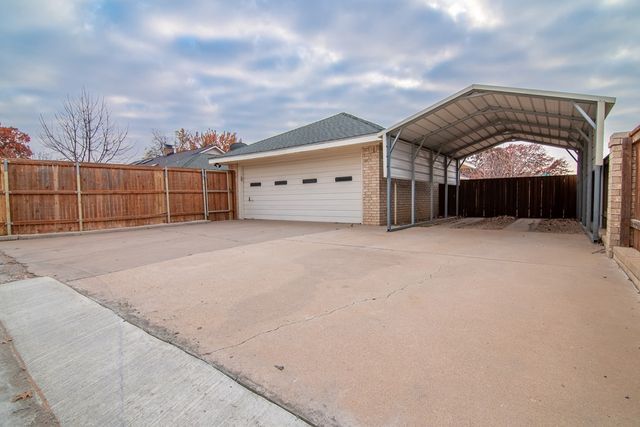 5010 Chapel Hill Dr, Midland, TX 79705