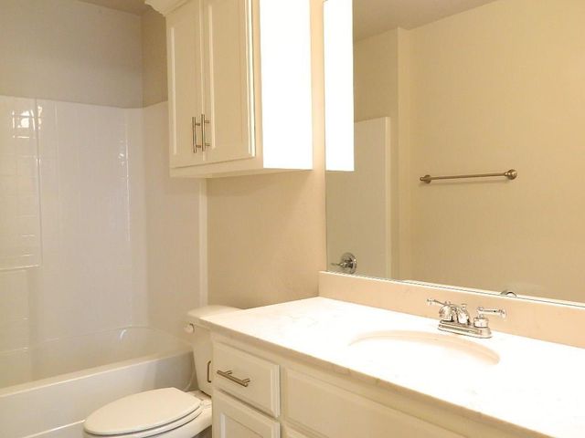 4910 Avion Court, Oklahoma City, OK 73135