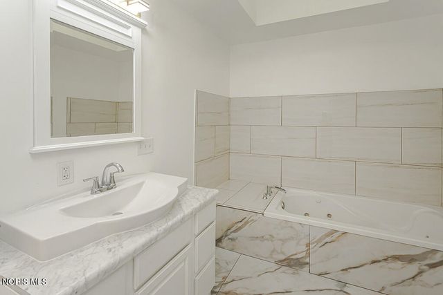 233 Garland Avenue, Toledo, OH 43609