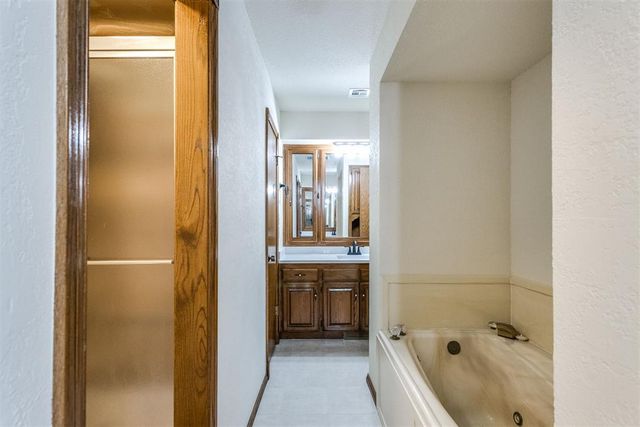 6404 SE 55th Street, Oklahoma City, OK 73135