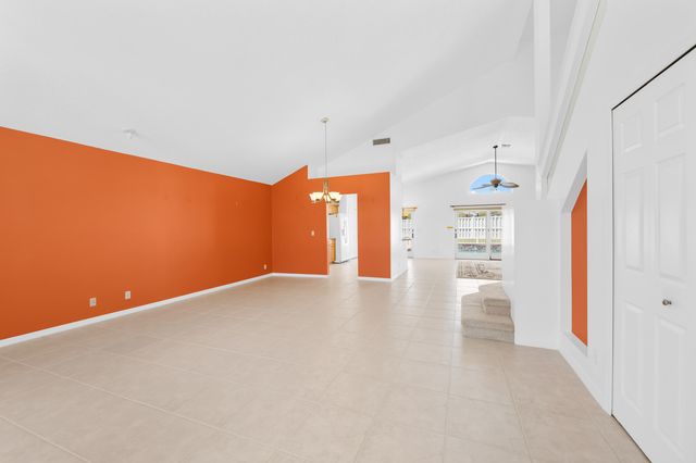 112 Camelot Court, Royal Palm Beach, FL 33411