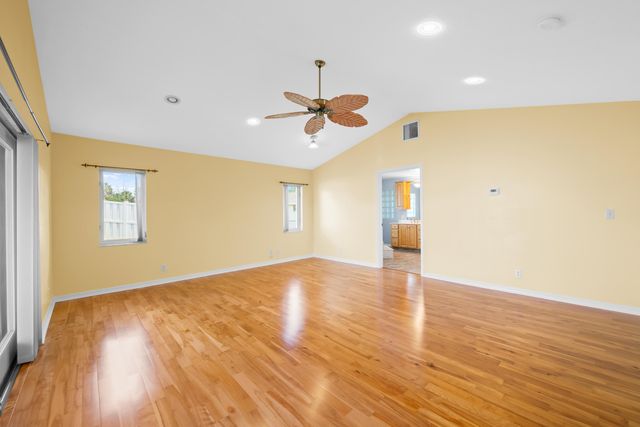 112 Camelot Court, Royal Palm Beach, FL 33411