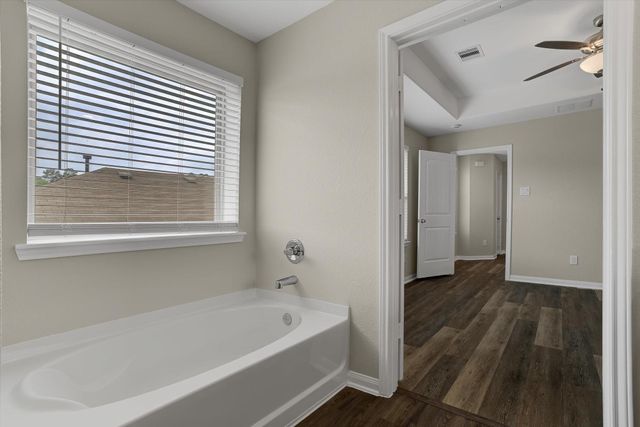 17624 Cedar Crest Drive, Conroe, TX 77306