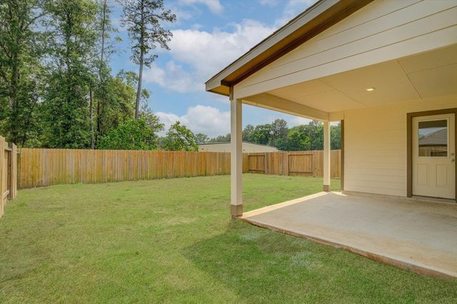 17624 Cedar Crest Drive, Conroe, TX 77306