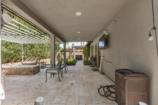 10710 E CLINTON Street, Scottsdale, AZ 85259