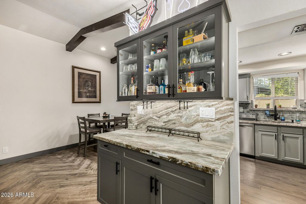 Image 13 of property listing at 10710 E CLINTON Street, Scottsdale, AZ 85259
