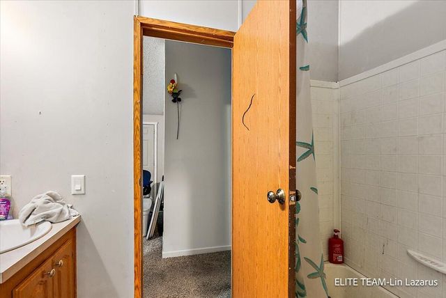 6718 Schmeid Road, Lakeview, MI 48850